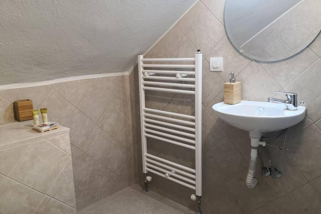 Cozy House With Garden In The Old Town Apartment Thessaloníki Luaran gambar